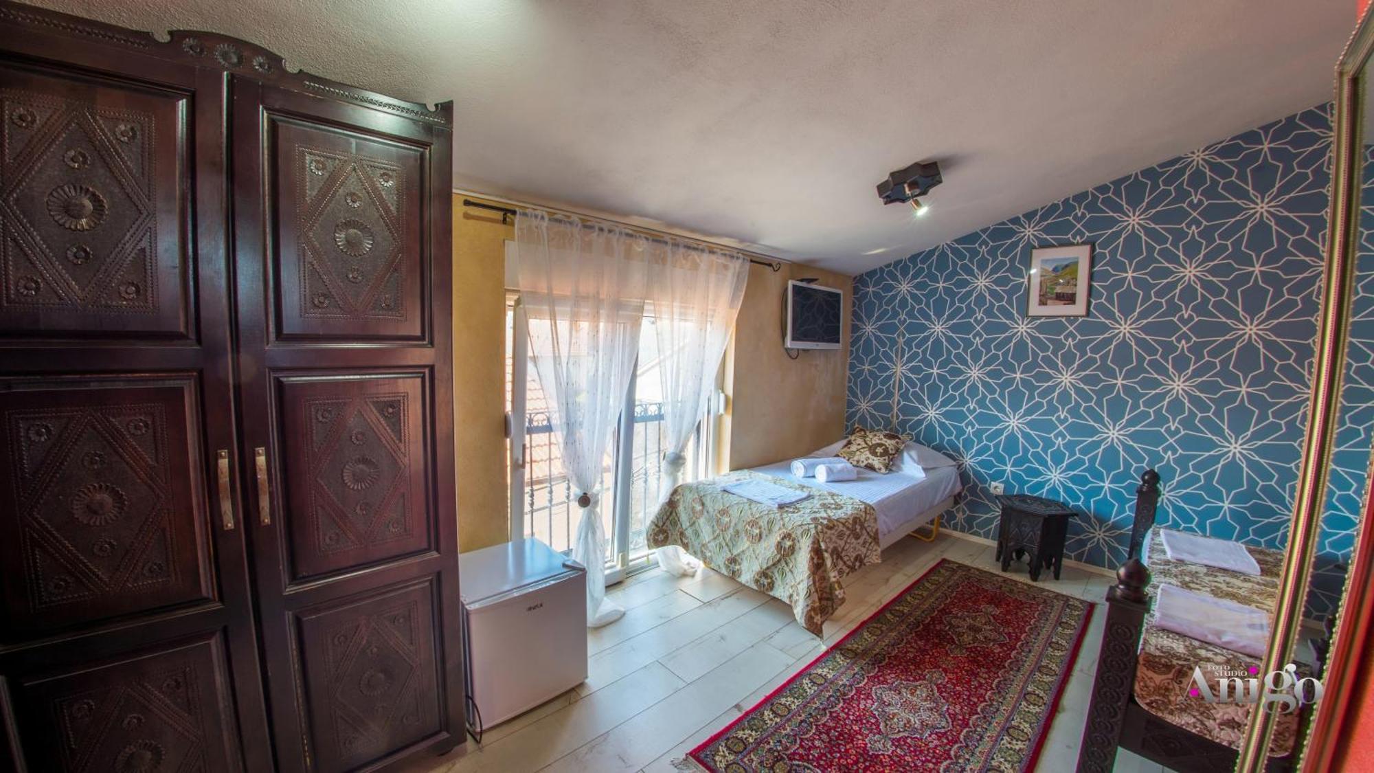 Apartments And Rooms Villa Sulejman Mostar Exteriör bild