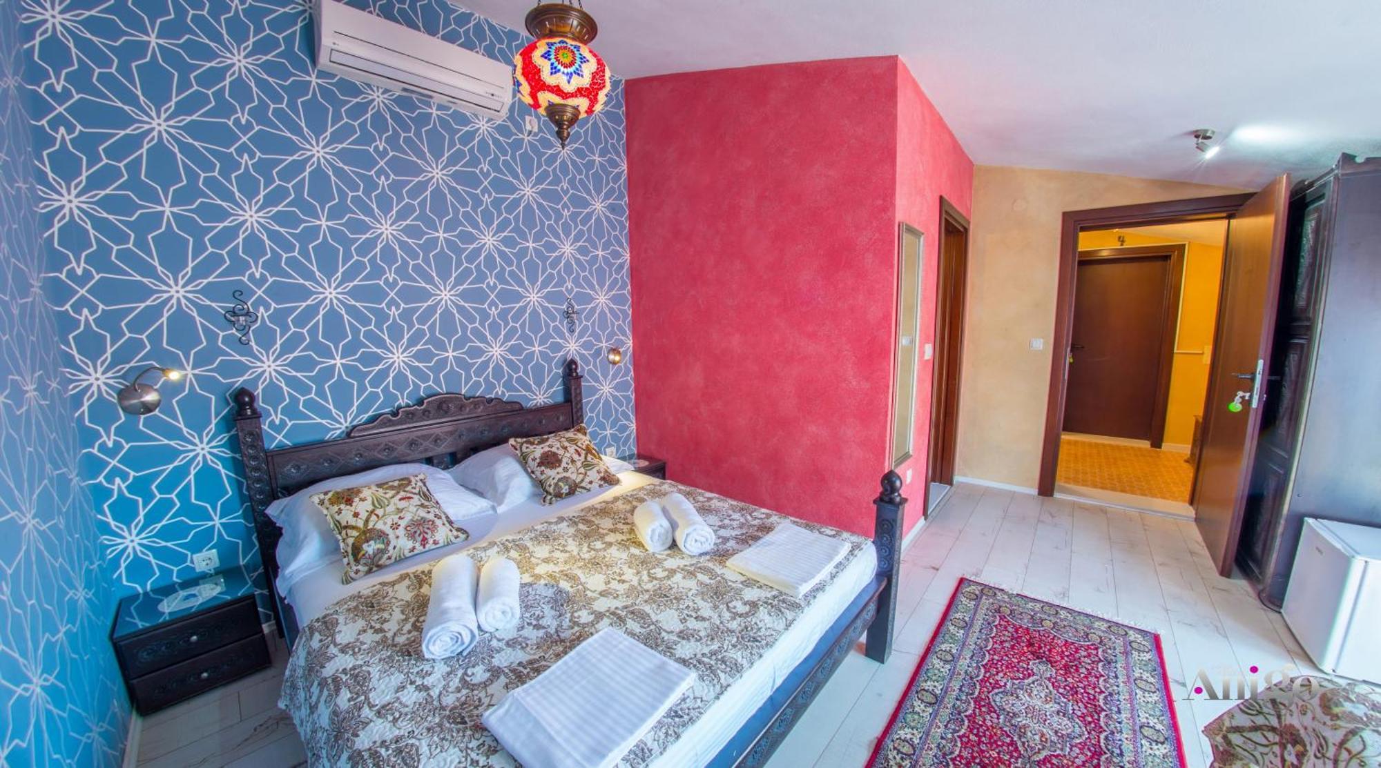 Apartments And Rooms Villa Sulejman Mostar Exteriör bild