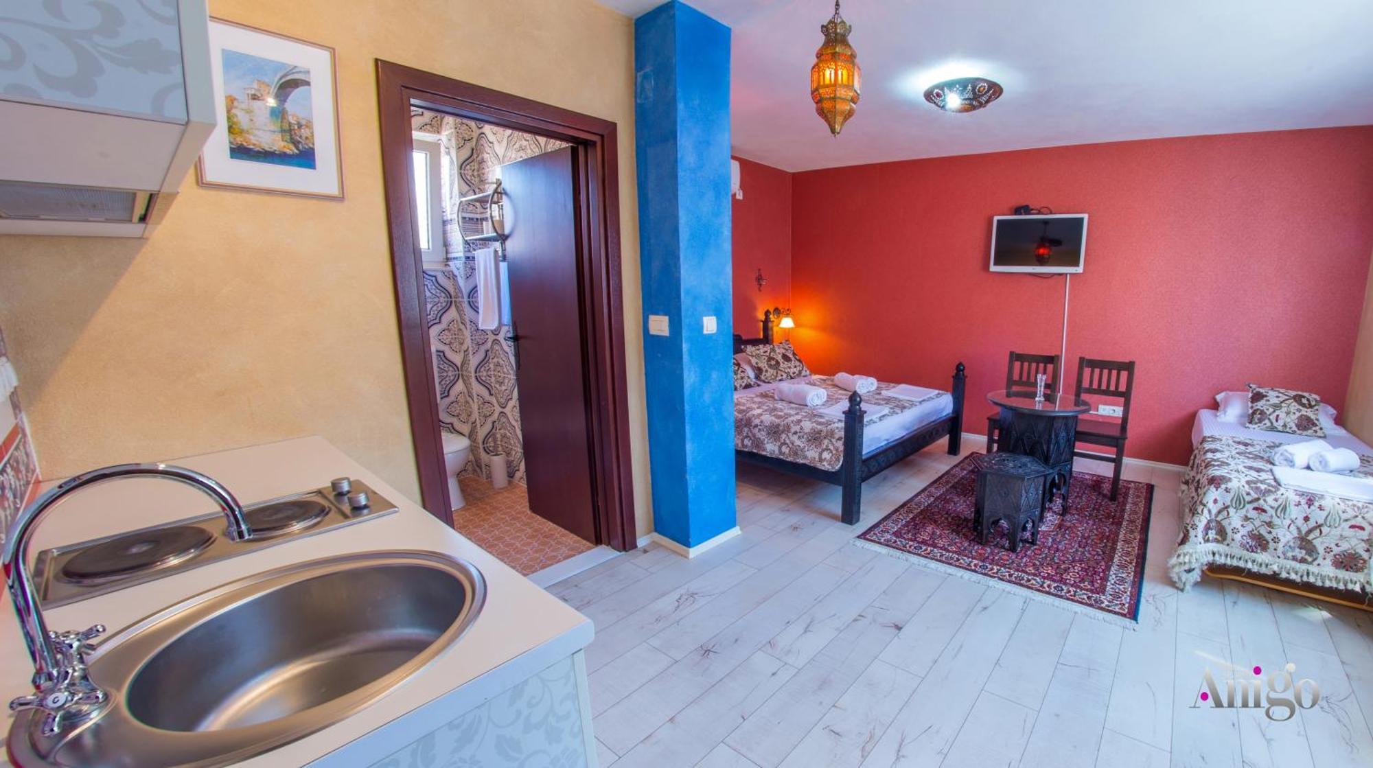 Apartments And Rooms Villa Sulejman Mostar Exteriör bild
